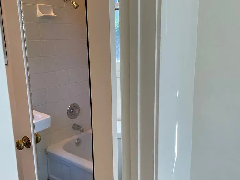 1704 Broad St — Photo 13