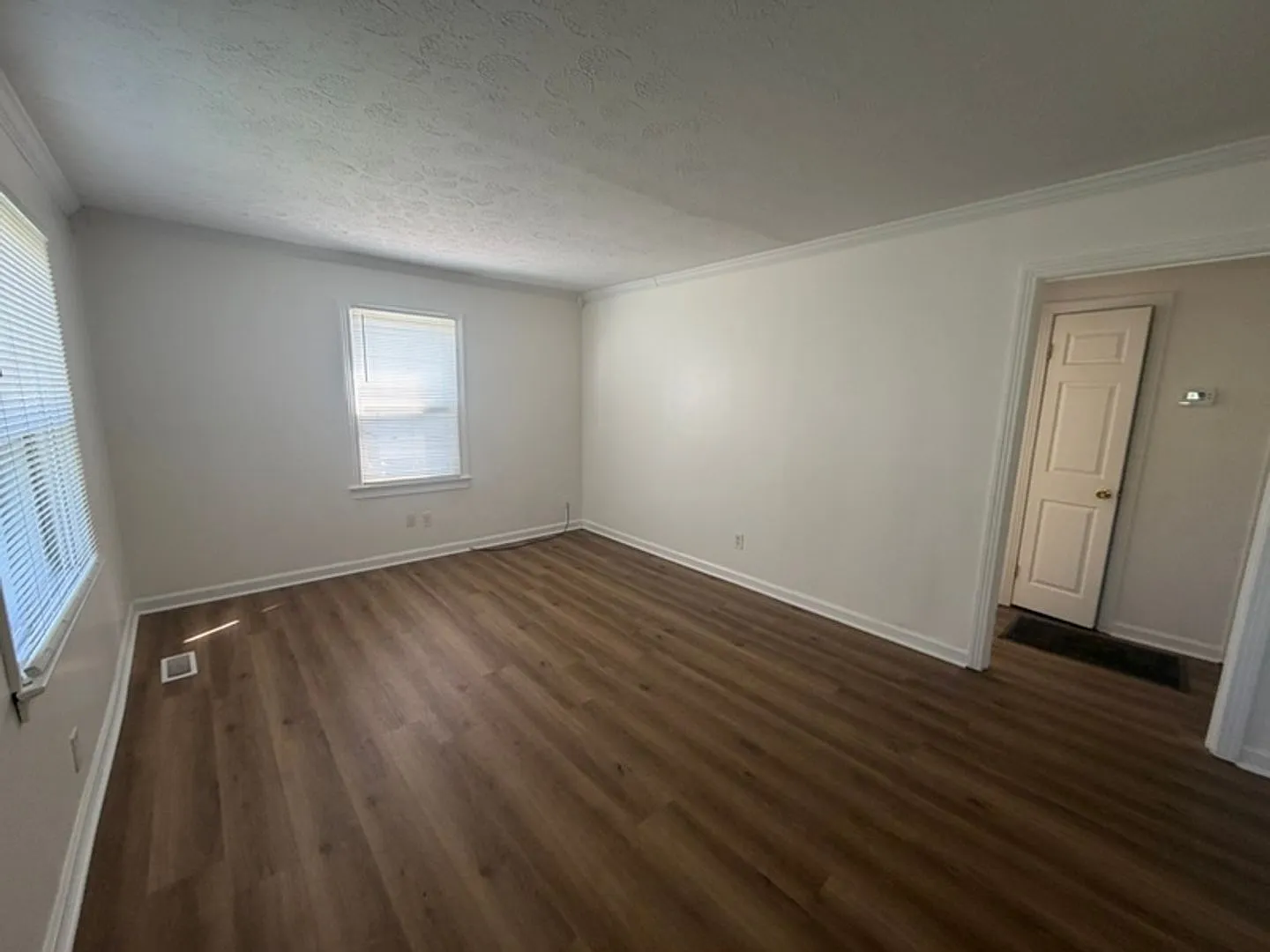 1307 E Moody Moody Ave, Knoxville, TN 37920 — Photo 2