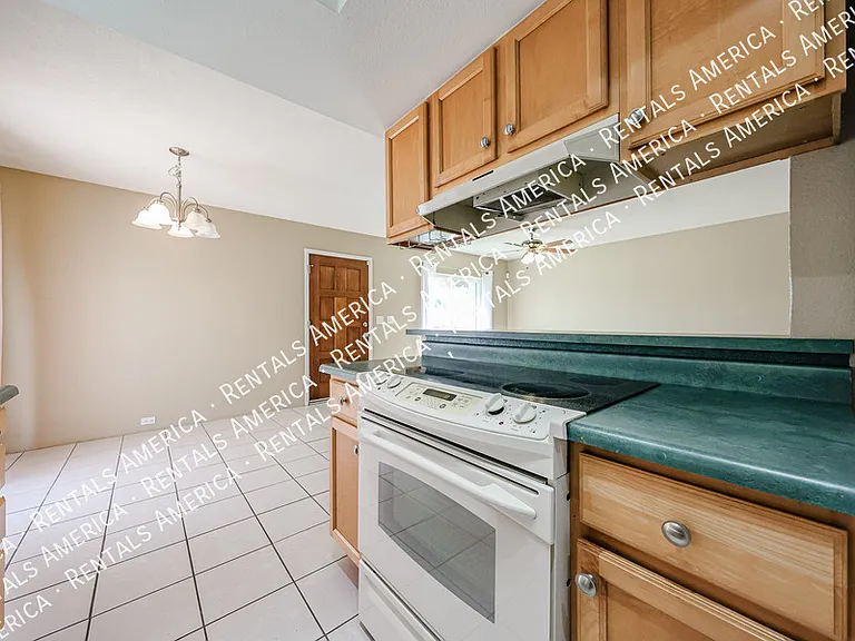 4809 E Euclid Ave #1 — Photo 11