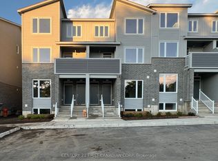 990 Deveron Cres #37, London, ON N5Z 0B3
