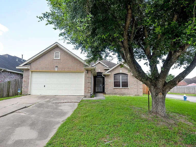 12202 Duane Ct — Photo 2