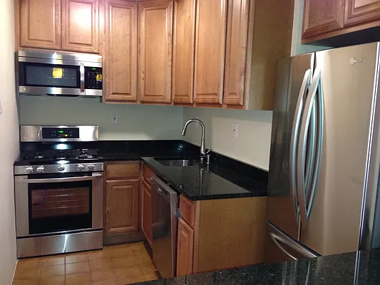 Rented by David Francis New York LLC | media 17