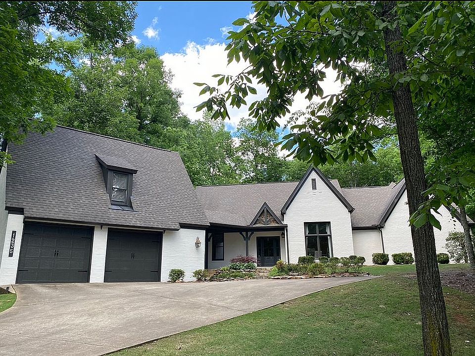 Curb appeal galore!