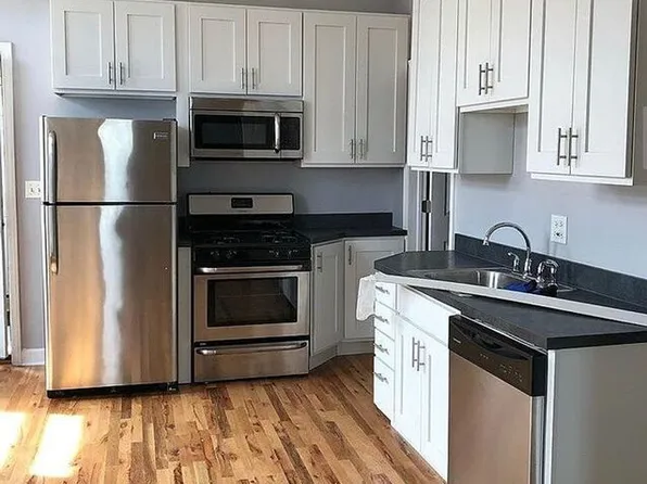 1826 W Cermak Rd APT 1R, Chicago, IL 60608