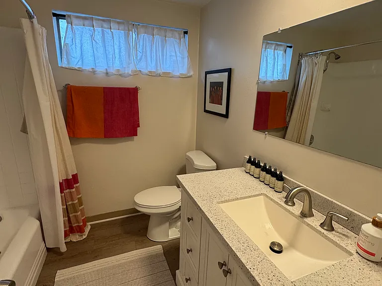 1322 Amethyst St #D — Photo 5