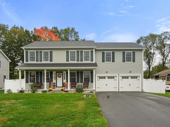 7 Snowden St, Springfield, MA 01119