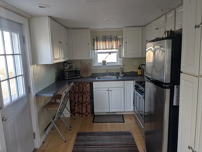 16 Gilbert Rd — Photo 5