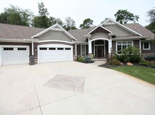 55885 Little Creek Ln, Middlebury, IN