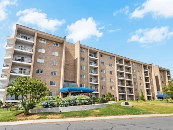 54 Broad Reach Unit 105, Weymouth, MA 02191