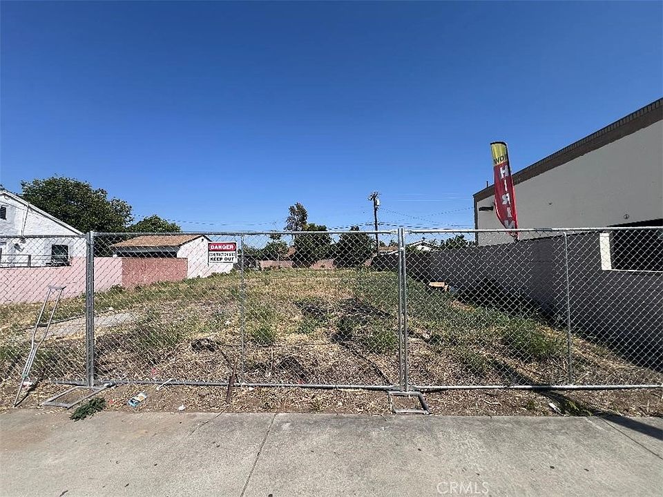 2nd image of 4004 Baldwin Ave #107
