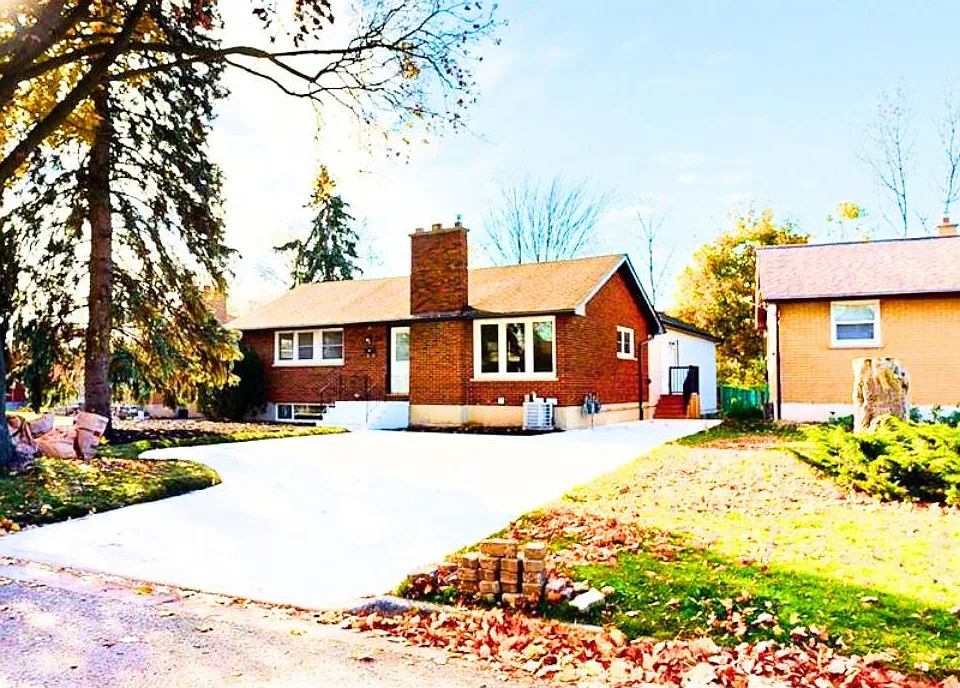 77 Godfrey Dr