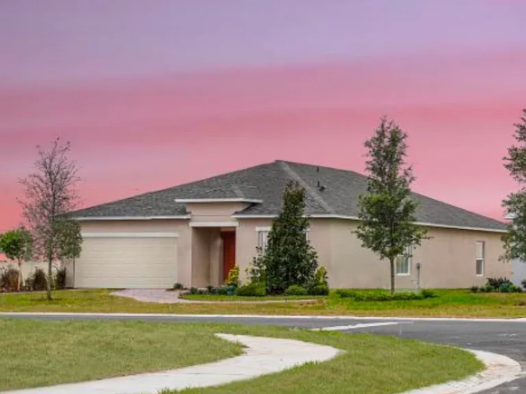 2571 Driftwood St — Photo 1