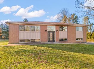 6327 Ridgeview Ave, Monongahela, PA 15063