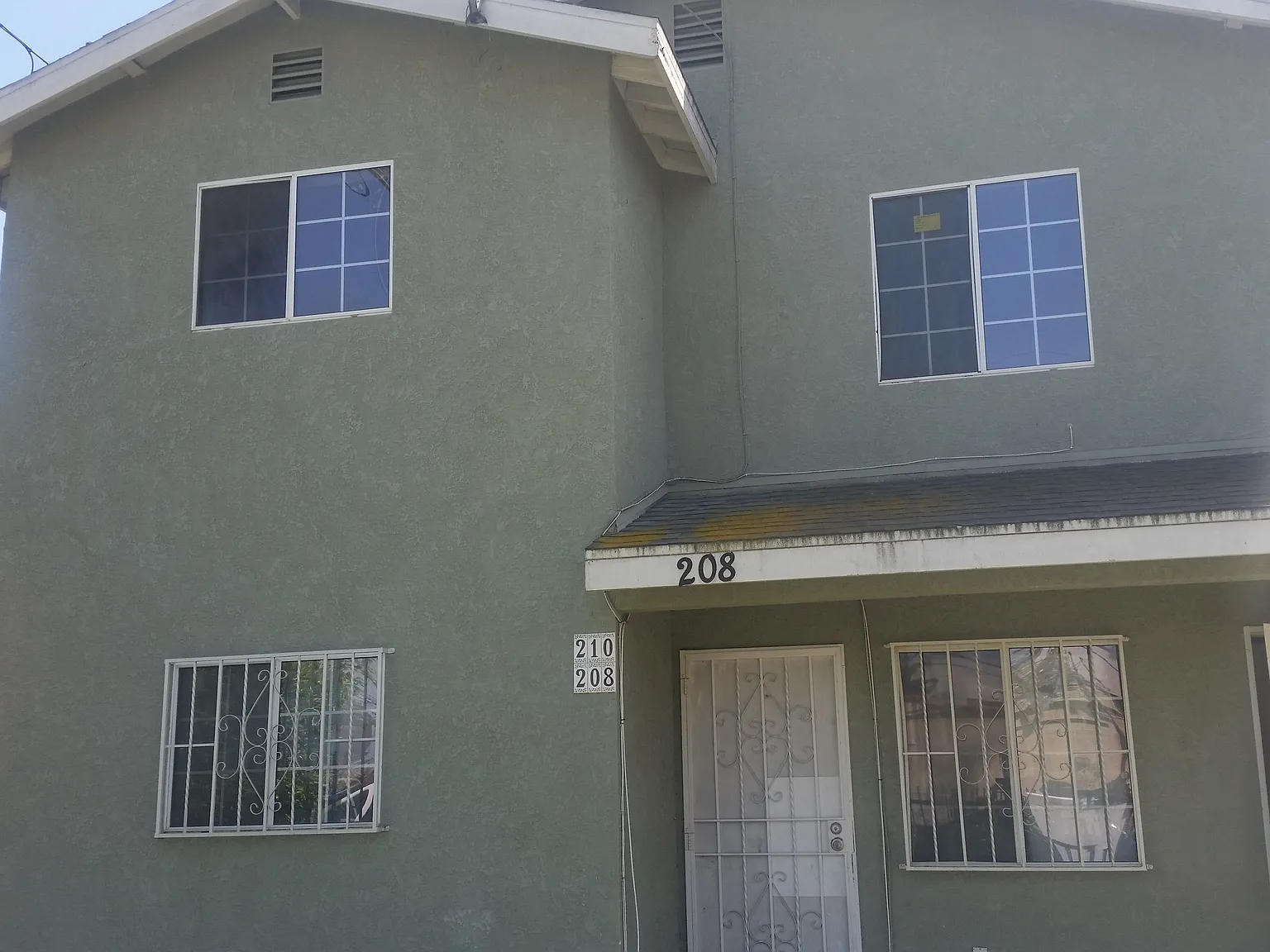 3 bed, 1100 sqft, $3,100 — Photo 3