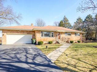 1S545 Fairview Ave, Lombard, IL
