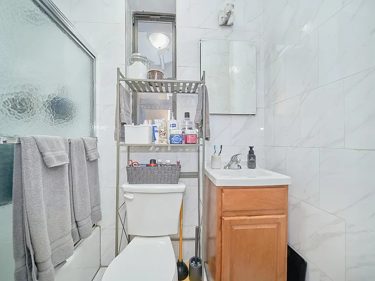587 W 177th St #3 — Photo 7