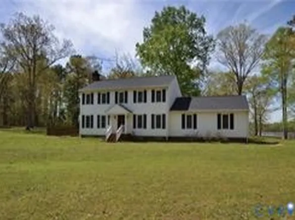 662 Garnetts Mill Ln, Walkerton, VA 23177