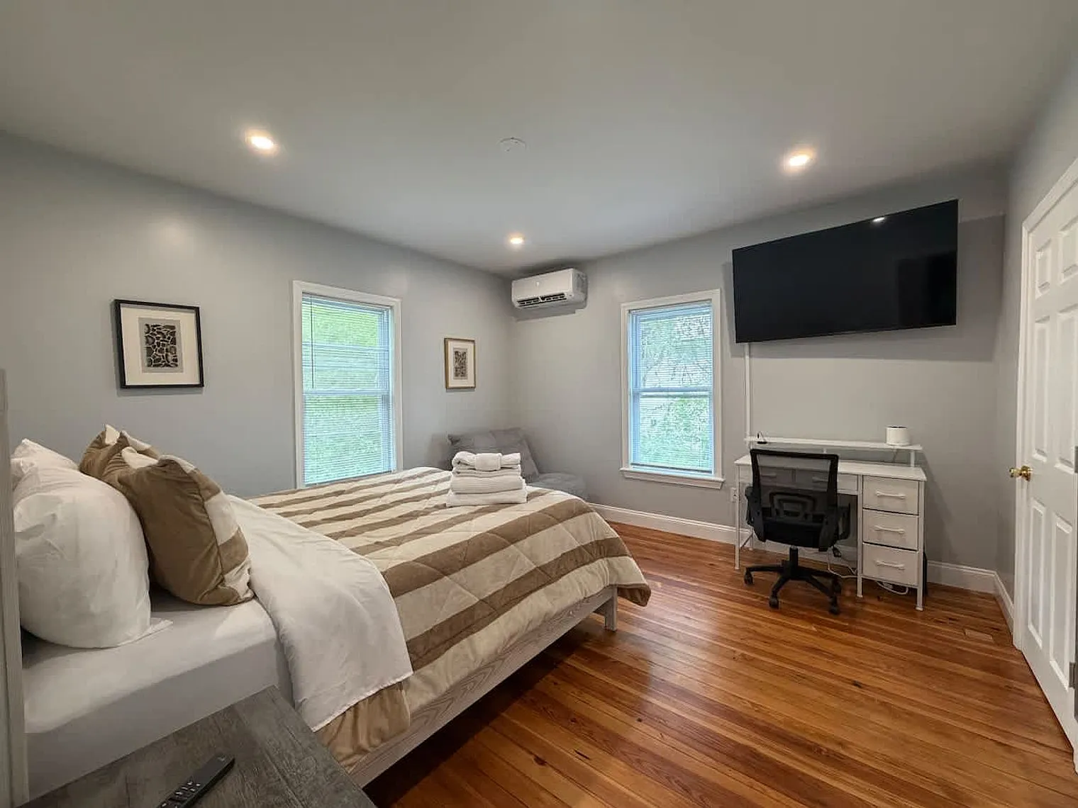 1 bed, 1.0 bath, $1,582 — Photo 4