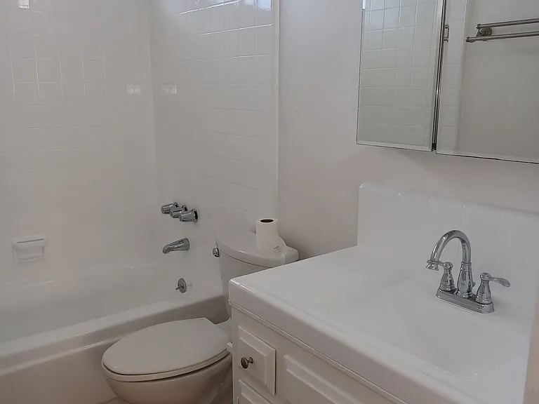 12470 Culver Blvd #12 — Photo 5