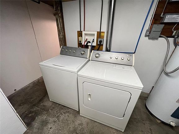 4th image of 822 Aldine St #3