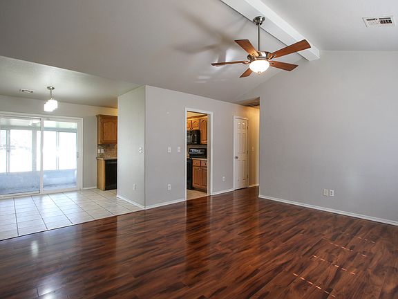 4th image of 215 W Muskogee Ave