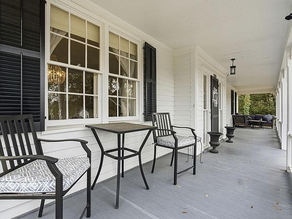 4th image of 1906 Lyttleton St