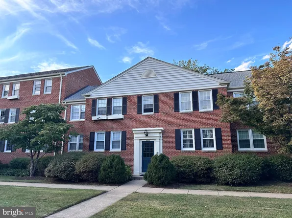 6620 E Wakefield Dr APT B1, Alexandria, VA 22307