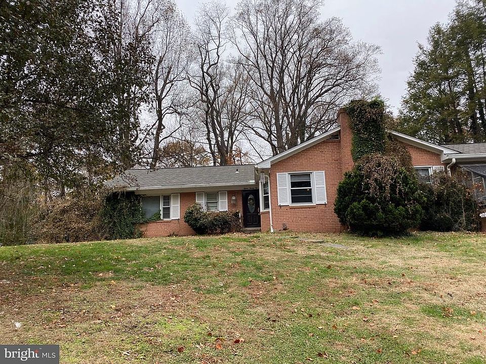 1st image of 1522 Forest Villa Ln