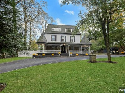 80 Prospect Ave, Woodcliff Lake, NJ, 07677
