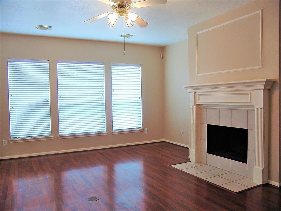 1st image of 3123 Edgewood Dr