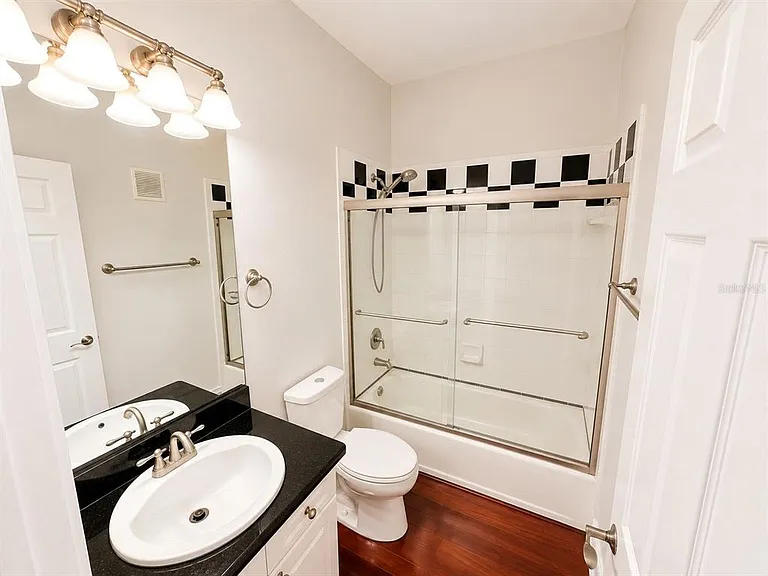 426 Water St — Photo 14