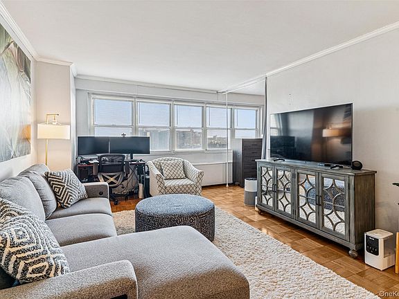 3rd image of 10230 66 Road #15G