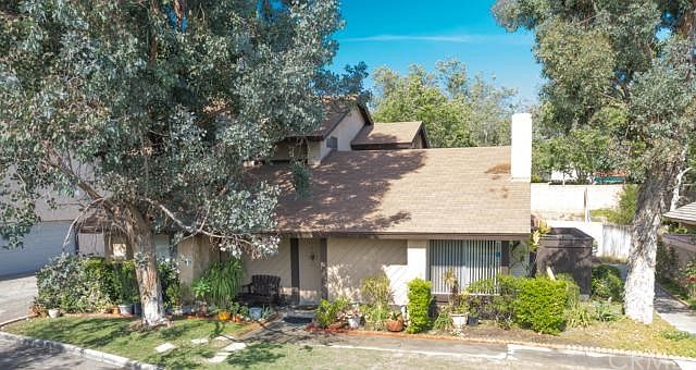 1st image of 3404 Bernadette Ct