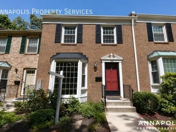 1650 Albermarle Dr, Crofton, MD 21114