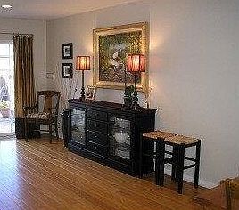 5th image of 2692 Eaton Ave