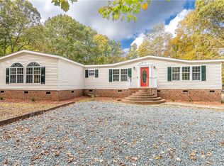 6423 Forest Grove Dr, Snow Camp, NC 27349