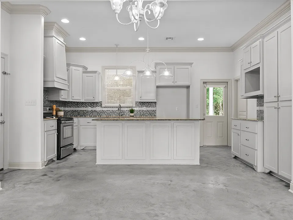 1042 Timber Trails Rd