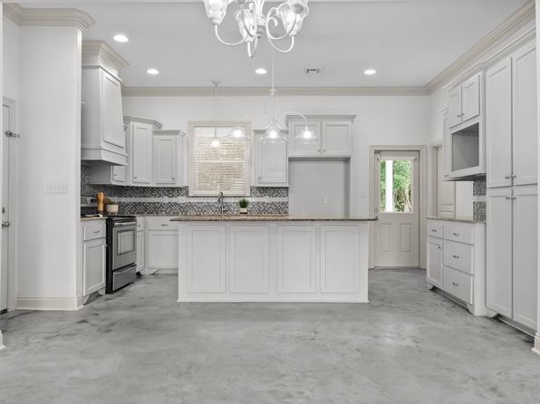 1042 Timber Trails Rd