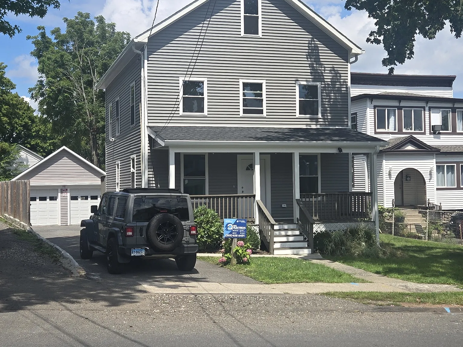 9 Hoyt St — Photo 1