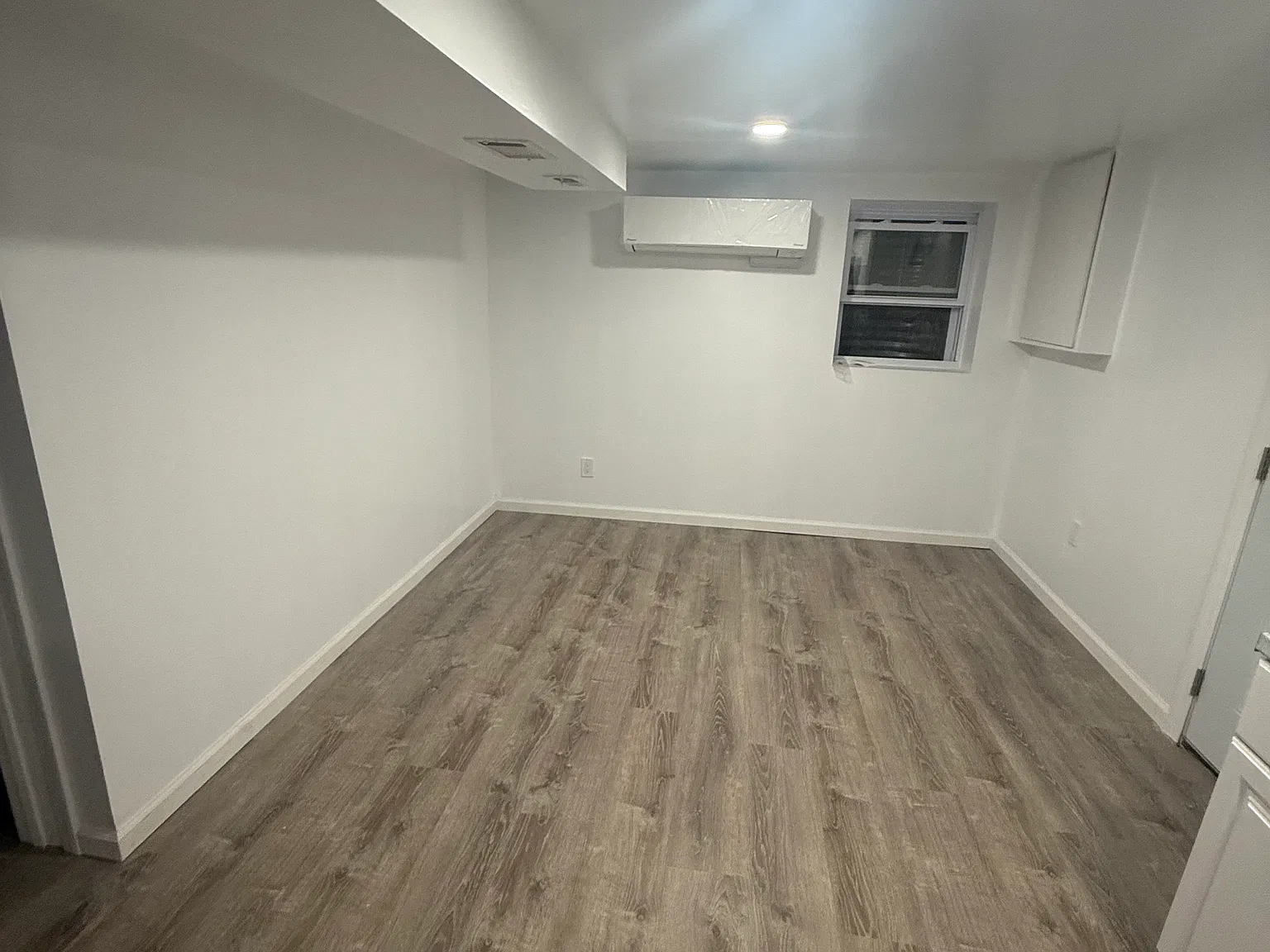 Claywood Dr, Brentwood — Photo 2