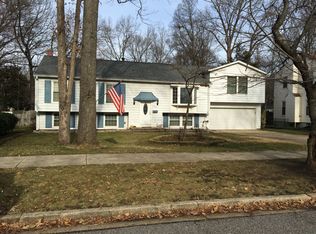 1552 Crofton Pkwy, Crofton, MD 21114