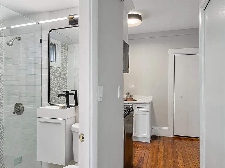 52 Bonair St #1A — Photo 5