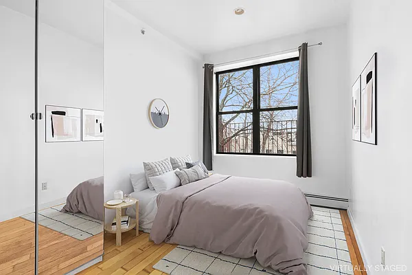 Rented by Compass | media 9