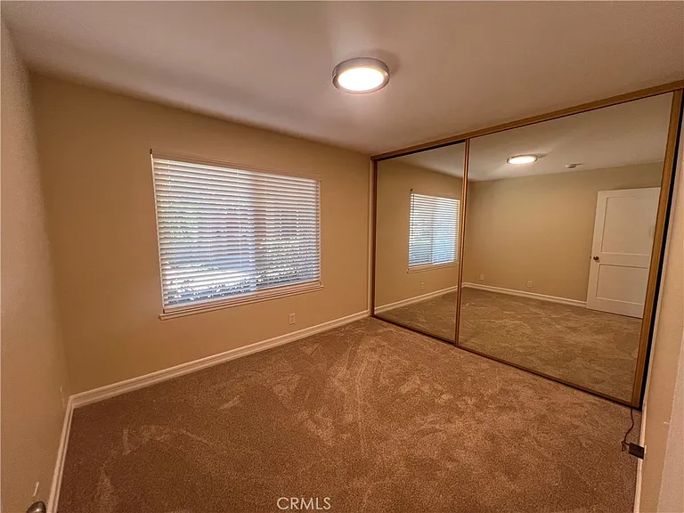 18229 Olympic Ct — Photo 10