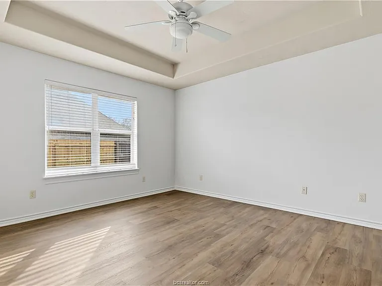 5310 Draycott Ct — Photo 28