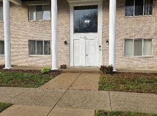 325 Hillview Ct APT C-2, Trotwood, OH 45426