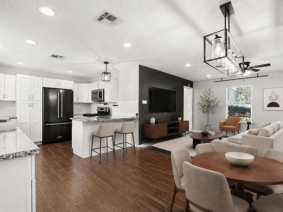 5th image of 418 Neyland St