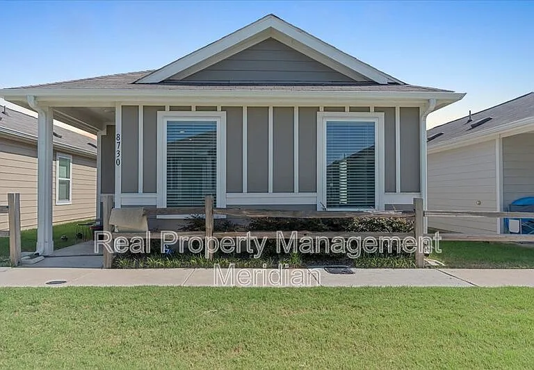 8730 Texas Risinger Dr — Photo 1