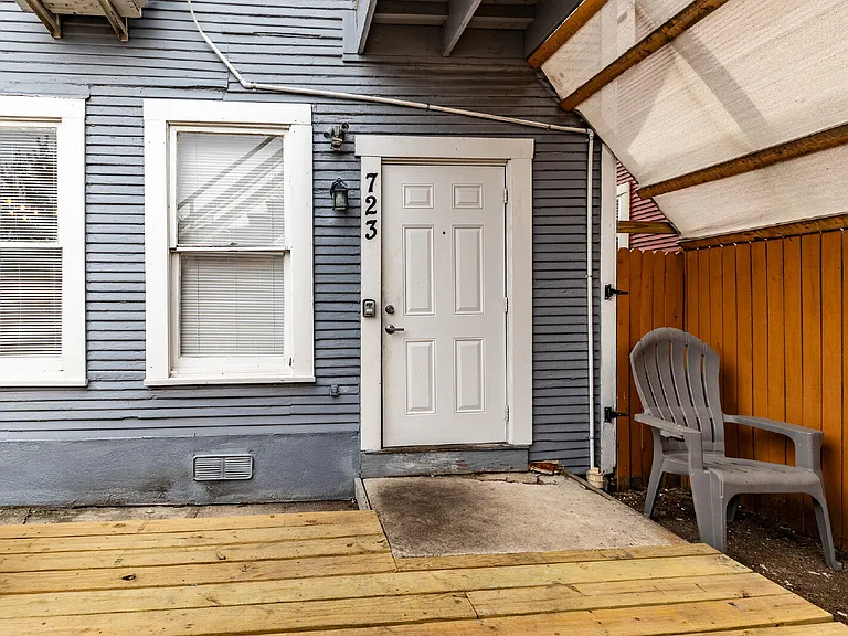 723 E Euclid Ave — Photo 48