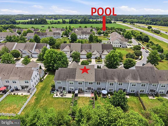 5th image of 29049 Superior Cir